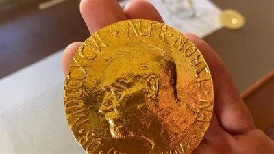 هل تحجب أم تذهب لـ