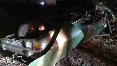 الصور الأولى لحادث سقوط سيارة من أعلى كوبري الأخصاص بالصف