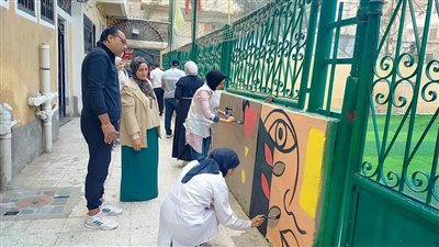 ورش فنية ورسم على الجدران وقافلة مناخ بمركز شباب كفر الشيخ | صور