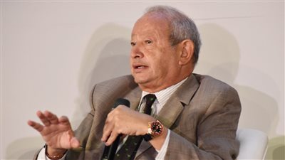 رسالة قوية من ساويرس للممتنعين عن طلاء واجهات المباني 