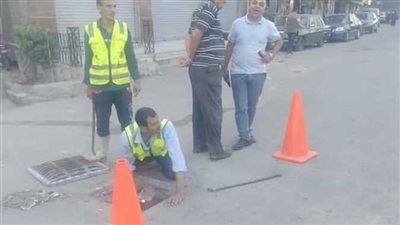 انتهاء تطهير بالوعات جامعة القاهرة استعدادا لفصل الشتاء