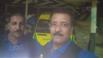 بعد العثور عليها في حادث بالمنيا.. جرجس وعمر  يسلمان ربع مليون جنيه لصاحبها 