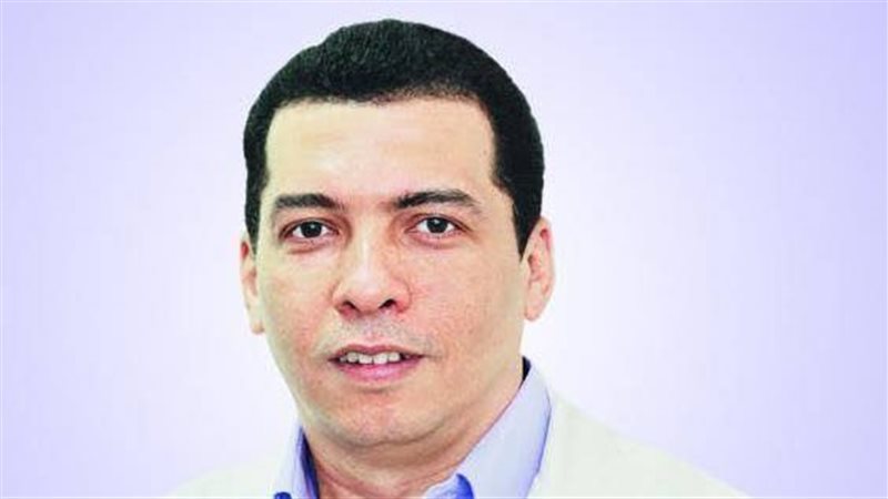 اسامة خليل رئيس مجلس