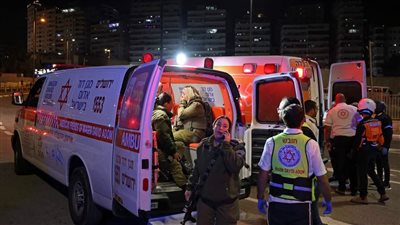 ليلة صعبة علينا.. الاحتلال الإسرائيلي يستغيث عقب عملية حاجز شعفاط بالقدس | فيديو