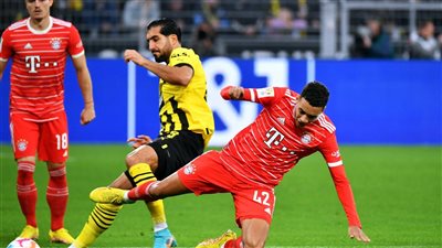 الشوط الأول.. بايرن ميونخ يتقدم على دورتموند 0/1 في الدوري الألماني