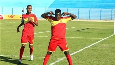 سيف تيري يشارك في تدريبات فاركو 