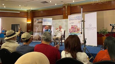 محمود حميدة: لا أجد فرق بيني كنجم وبين العامل البسيط 