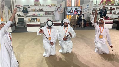 بالفيديو والصور.. عرض فني للجناح الإماراتي بمعرض تراثنا للحرف اليدوية 