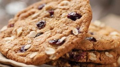 طريقة عمل كوكيز الشوفان بالفاكهة المجففة | فيديو