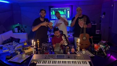 تحمل إشارة خارجة.. تعليق وكيل نقابة الموسيقيين على أغنية 