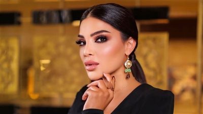 دينا حايك بعد إصابتها بسرطان الثدي: راح انتصر عليه بوجود المحبين الأوفياء