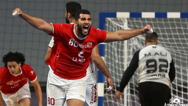 أحمد عادل لاعب الأهلي