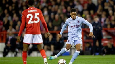 أستون فيلا يتعادل مع نوتنجهام 1/1 في الدوري الإنجليزي 