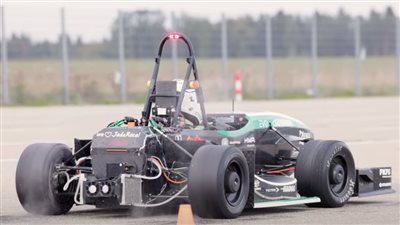 شاهد.. رقم قياسي جديد للتسارع حتى 100 كم/ساعة في 1.4 ثانية من سيارة كهربائية