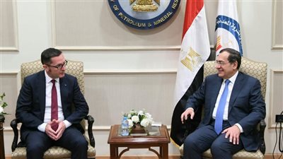 الملا: قطاع البترول يكثف أنشطة البحث والاستكشاف لزيادة الإنتاج