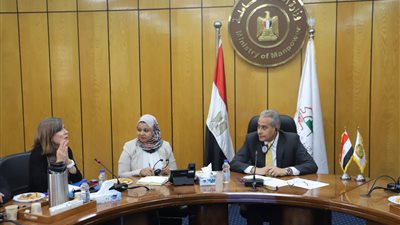وزير القوى العاملة يؤكد أهمية تفعيل دور