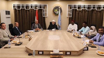 رئيس جامعة الأزهر يستقبل وفدًا تشاديًّا لبحث التعاون في المجالات العلمية