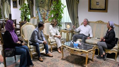 محافظ جنوب سيناء يستقبل وزيرة الثقافة ضمن استعدادات استضافة مؤتمر المناخ