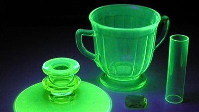 قنبلة نووية على هيئة وعاء.. قصة استخدام اليورانيوم في صناعة التحف والأكواب