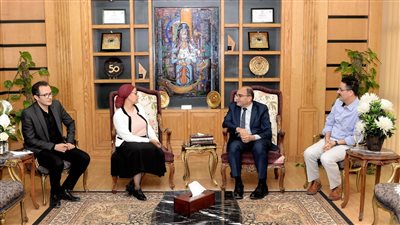 مدير معهد تكنولوجيا المعلومات ITI يلتقي رئيس جامعة المنصورة