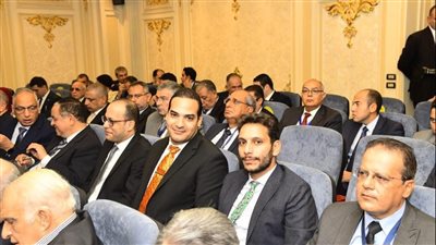 لجنة مركبات الطاقة النظيفة تشارك في مناقشة مشروع قانون الأعلى لصناعة السيارات 