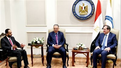 وزير البترول يبحث مع وفد كويتي تدعيم سبل استثمارات الغاز بخليج السويس والصحراء الغربية