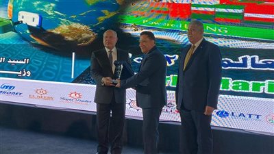 فوز ميناء الحمرا البترولي بجائزة أفضل ميناء تخصصي لعام 2022