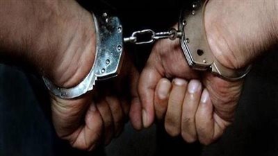 ضبط صاحب مصنع لتصنيع أسلاك الكهرباء الخاصة ببطاريات السيارات بخامات مغشوشة بمنشأة ناصر