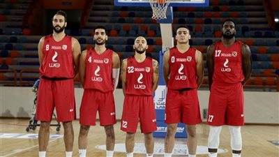 فريق سلة الأهلي يتحرك إلى ملعب مباراة الجهراء الكويتي | فيديو