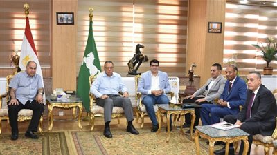 محافظ الشرقية: توفير 400 قطعة أرض لمشروعات حياة كريمة