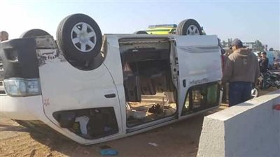 إصابة 6 أشخاص في انقلاب ميكروباص بوسط سيناء 