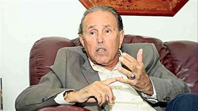 هاني توفيق: الدين العام وصل إلى 100% من إجمالي الناتج المحلي.. وقناة السويس الحل الوحيد لإنقاذ الاقتصاد المصري من عثرته