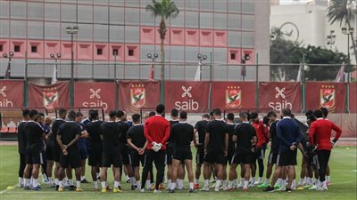 تدريب رفع أثقال بمران الأهلي |صورة