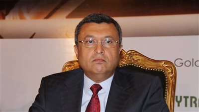 ما حل أزمة الفجوة بين الصادرات والواردات.. وزير البترول الأسبق يجيب