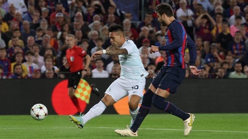 برشلونة وإنتر ميلان،