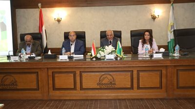 660 سيارة ومعدة للتعامل مع تجمعات المياه استعدادا للشتاء في الجيزة | صور