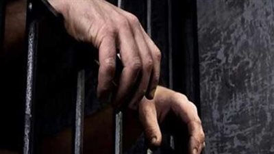 استمرار حبس مسجل خطر لاتهامه بالاتجار في المخدرات بالجيزة 