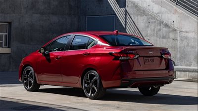 معدل استهلاك سيارات نيسان فيرسا 2023 للوقود