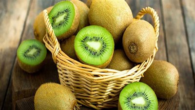 فوائد الكيوي لأصحاب الأمراض المزمنة.. وأهميته للبشرة الجافة