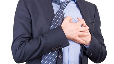 إصابة معلم بأزمة قلبية أثناء اليوم الدراسي بالهرم