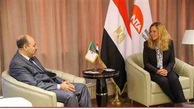 أكاديمية التدريب تستقبل مدير عام المدرسة الوطنية للإدارة بالجزائر