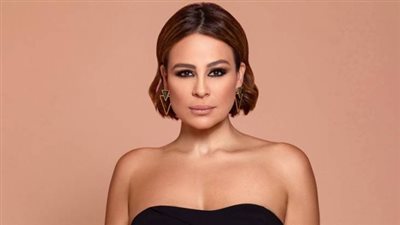 كارول سماحة: الرجل العربي يعاني من الكبت الجنسي ومبيقدرش يفرق بين الغرام والشهوة | فيديو