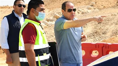 بسام راضي: السيسي يتفقد تطوير عدد من الطرق والمحاور بالقاهرة الكبرى.. ويوجه بالاستمرار في جهود رفع كفاءتهم لتحقيق سهولة ويسر الحركة للمواطنين