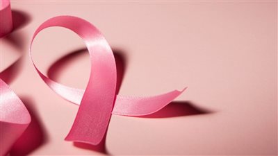 الأعراض والأسباب وطرق العلاج.. دليلك للحماية من مرض سرطان الثدي