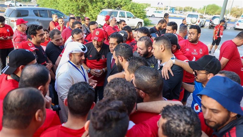 طارق قنديل مع رئيس
