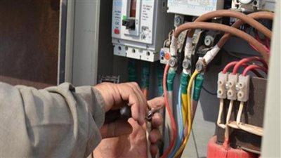 حملات تفتيشية تحرر 25 ألف قضية سرقة تيار كهربائي في المحافظات