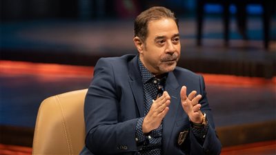 مدحت صالح: أغاني أم كلثوم مع عبد الوهاب بتخنقني