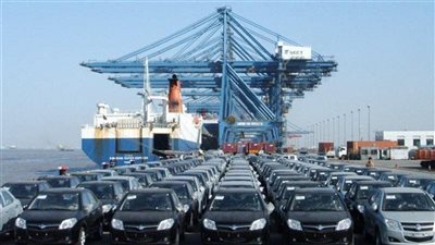 الجمارك توضح موقف طلب سيارة للمصريين بالخارج غير مدرجة بالمنصة