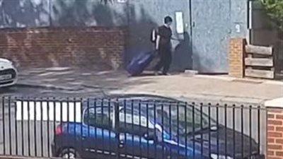 طبيبة تقطع رأس صديقتها وتتجول بها في شوارع لندن | فيديو