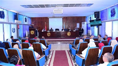 طب سوهاج تناقش المشكلة السكانية في مصر 